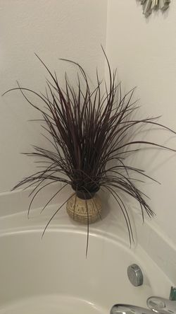 Vases / decor items