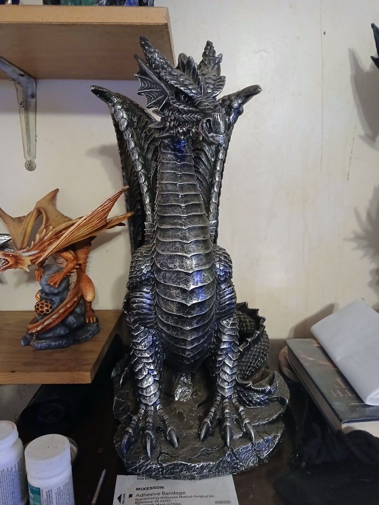Dragon Statue 