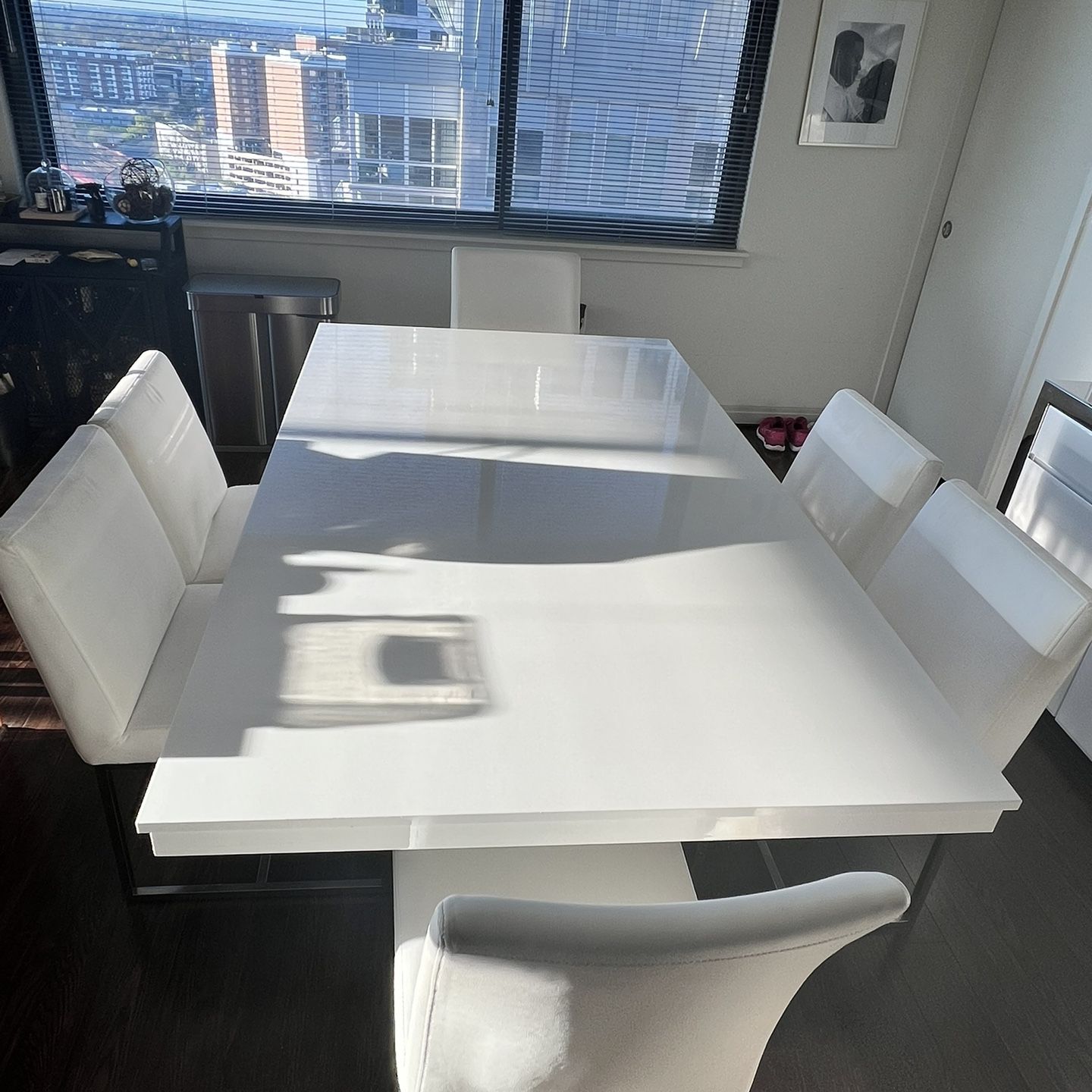 City Furniture Miami White Dining Table And 6 Chairs - $450 OBO