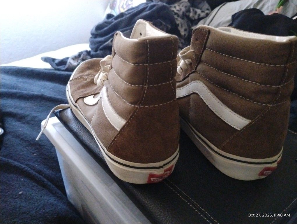 Men's size 11 Hi Top Leather Vans-tan