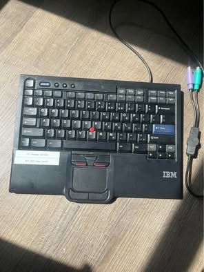 IBM USB Keyboard with TrackPoint & Touchpad