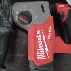 Milwaukee Hammer Drill 