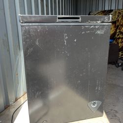 DEEP FREEZER 