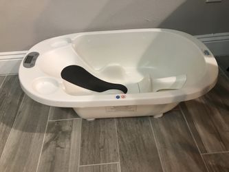 Baby bathtub