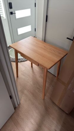 Wooden World Market Desk 32W x 18D x 29H