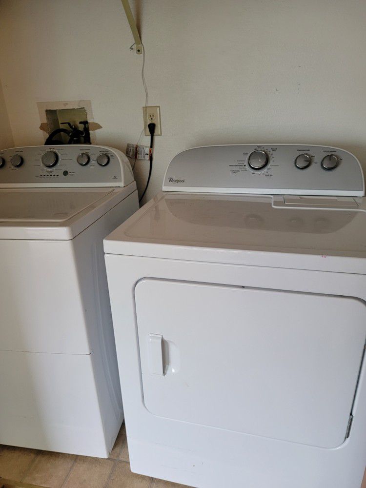 Whirlpool  Washer And Dryer, Electric 
