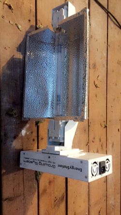 Two Energy Station Growing System Grow lights