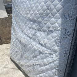 King Size Mattress Pillow Top