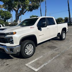 2024 Chevy 2500HD LT Z71 Duramax