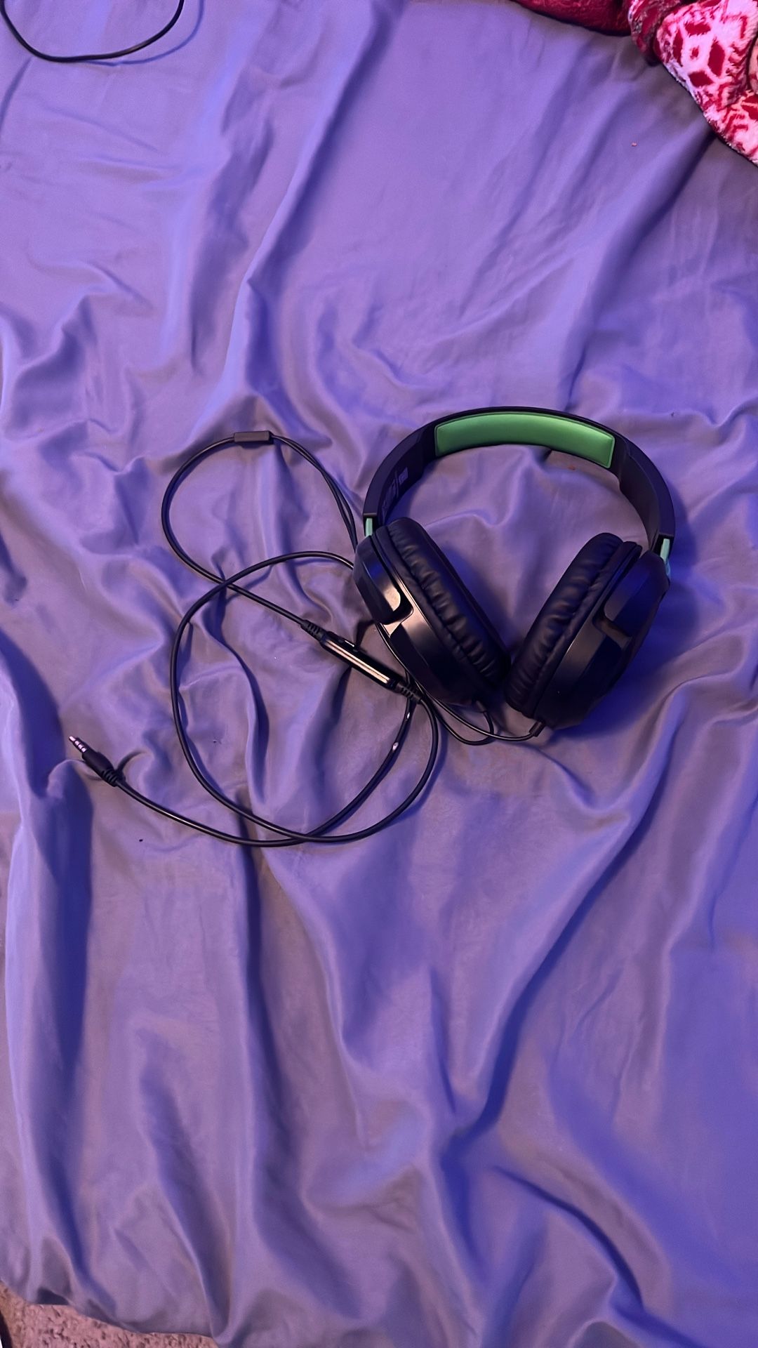 Headphones With Microphone 