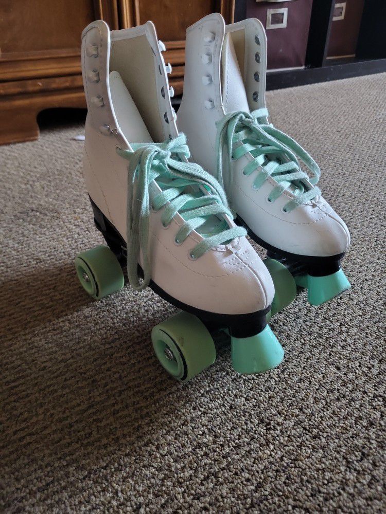 Fairly New Seven Brand Roller Skates Size 4, 40 Best Offer for Sale in Vancouver, WA OfferUp