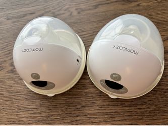 Momcozy M5 Hands-Free Wearable Breast Pump