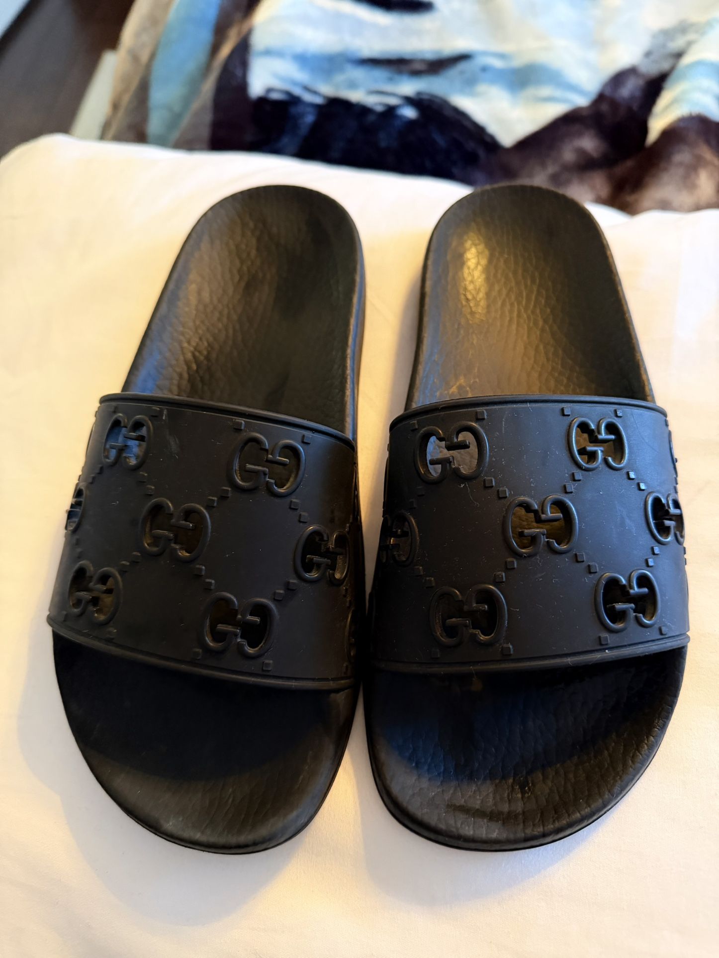 Gucci Slides Women’s 7 