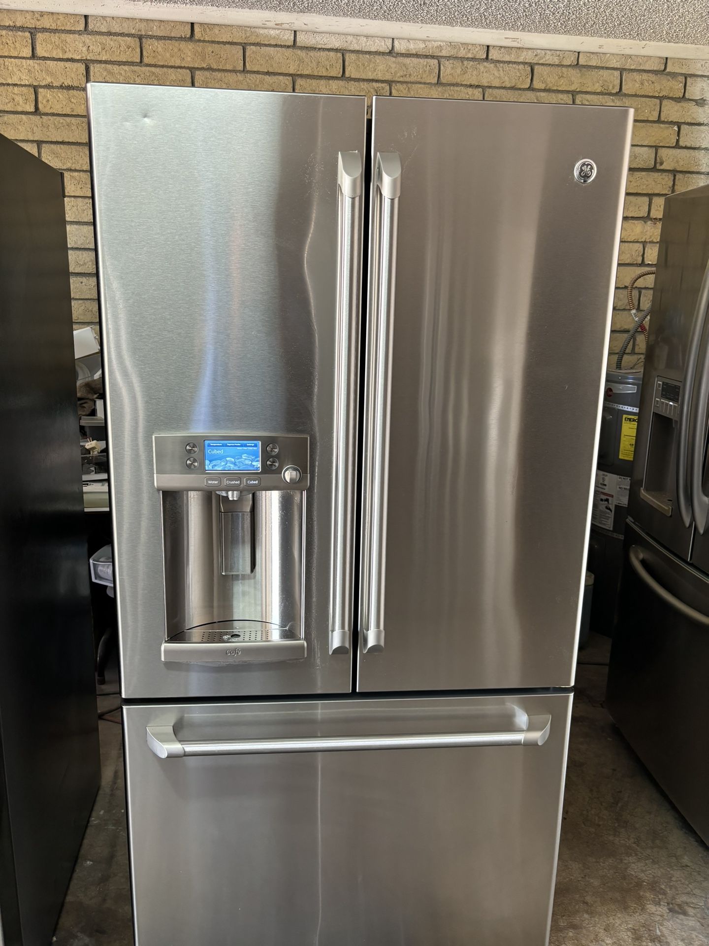 Fridges For Sale Are Plugged In Free Deliver