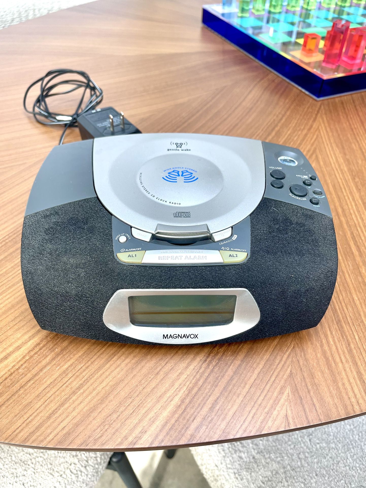 Magnavox MCR220BK Dual Alarm CD Clock Radio AM/FM