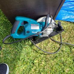 MAKITA CIRCULAR SAW