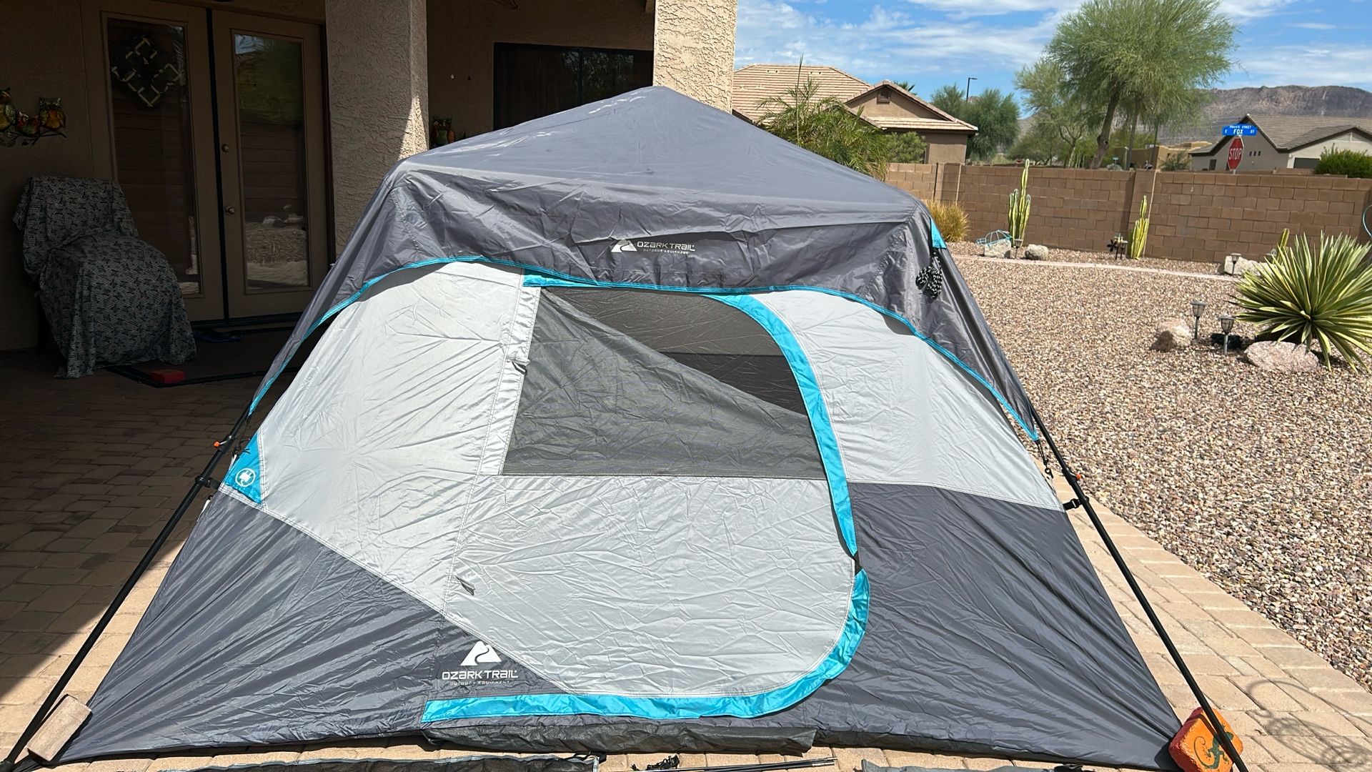 Ozark Trail Tent / Sleeps 6 People 