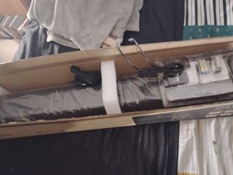New Still In Box Sound bar 