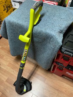 RYOBI ONE+ 18V 10 in. Cordless Battery String Trimmer and Edger (Tool Only)