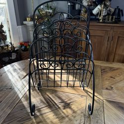 Wrought Iron 3 Tiered Magazine Rack