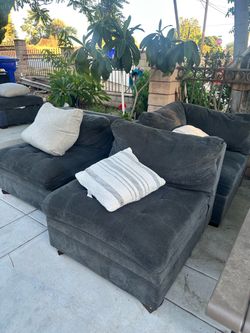 Sectional couch