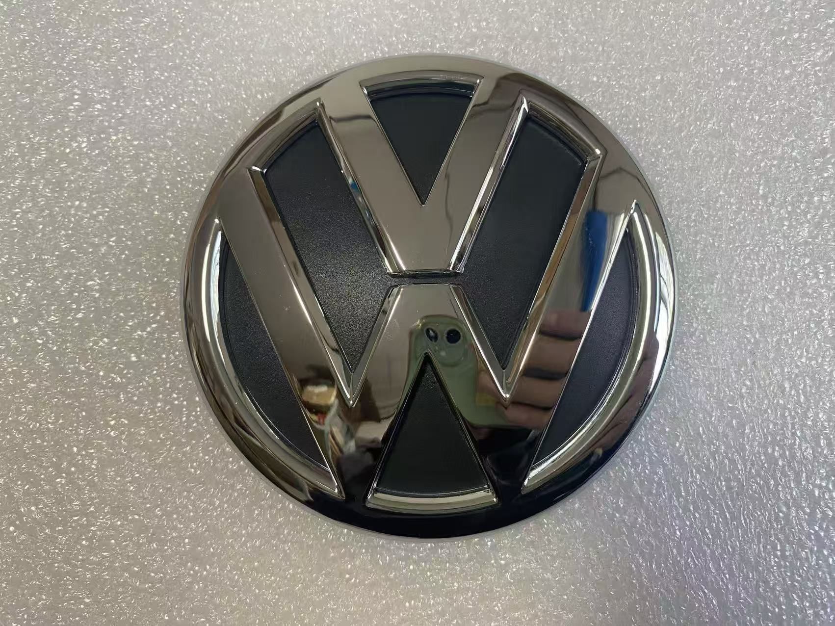 Volkswagen Rear Emblem OEM:5C6 853 630 F ULM Size:4in/100mm 2011-2016 JETTA REAR 2016-2021 PASSAT REAR