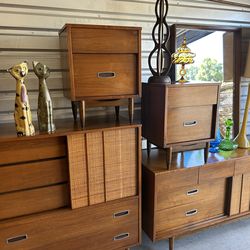 😍🥵 1960s Mid Century Mainline Hooker Bedroom Set