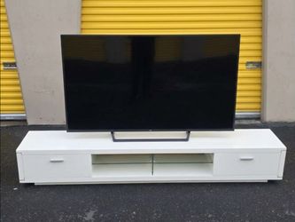 Dania tv stand