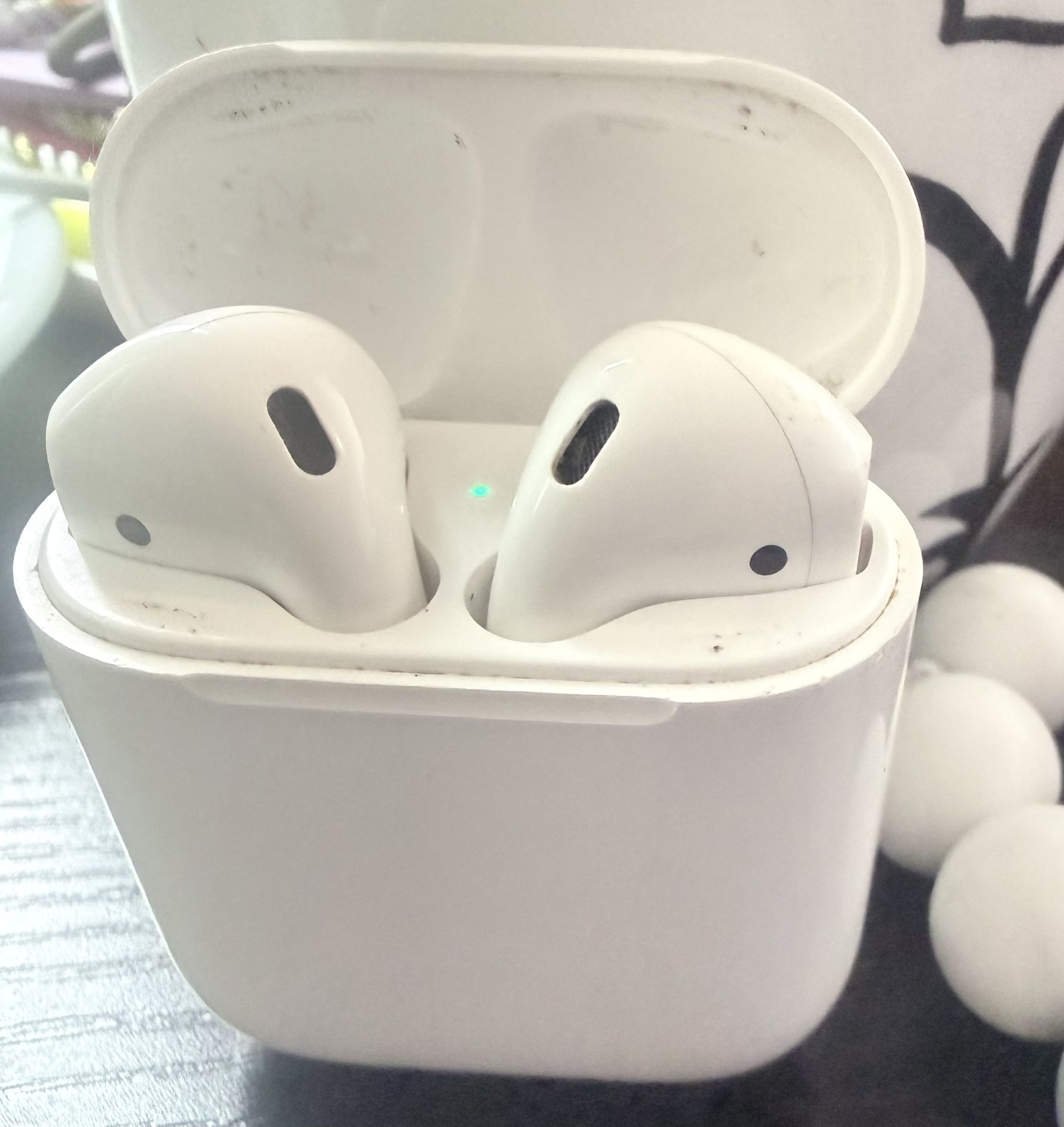 Apple AirPods