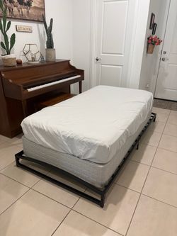 Twin bed