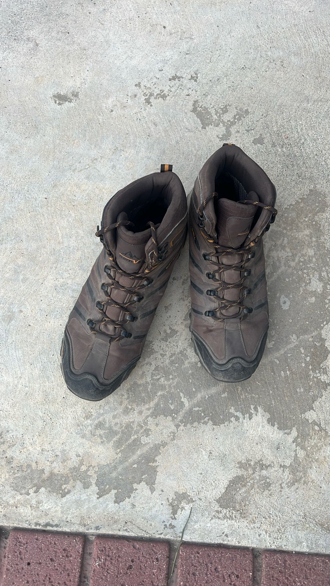 Waterproof Men’s Hiking Boots 