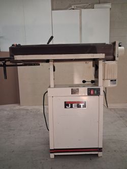 Industrial belt sander