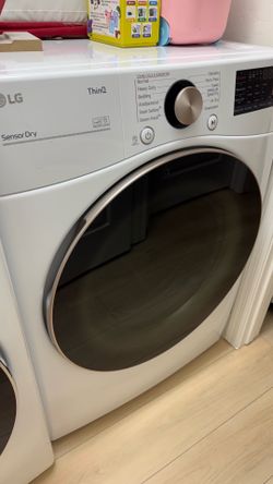 LG Smart Steam Front Load Dryer - Excellent Condition