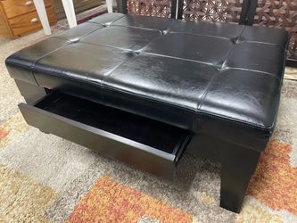 41”W Large Ottoman Coffee Table Mesa de centro tipo otomana grande con cajón
