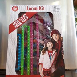 NIB BOYE LOOM KIT