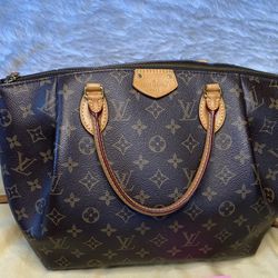 Louis Vuitton Turenne MM