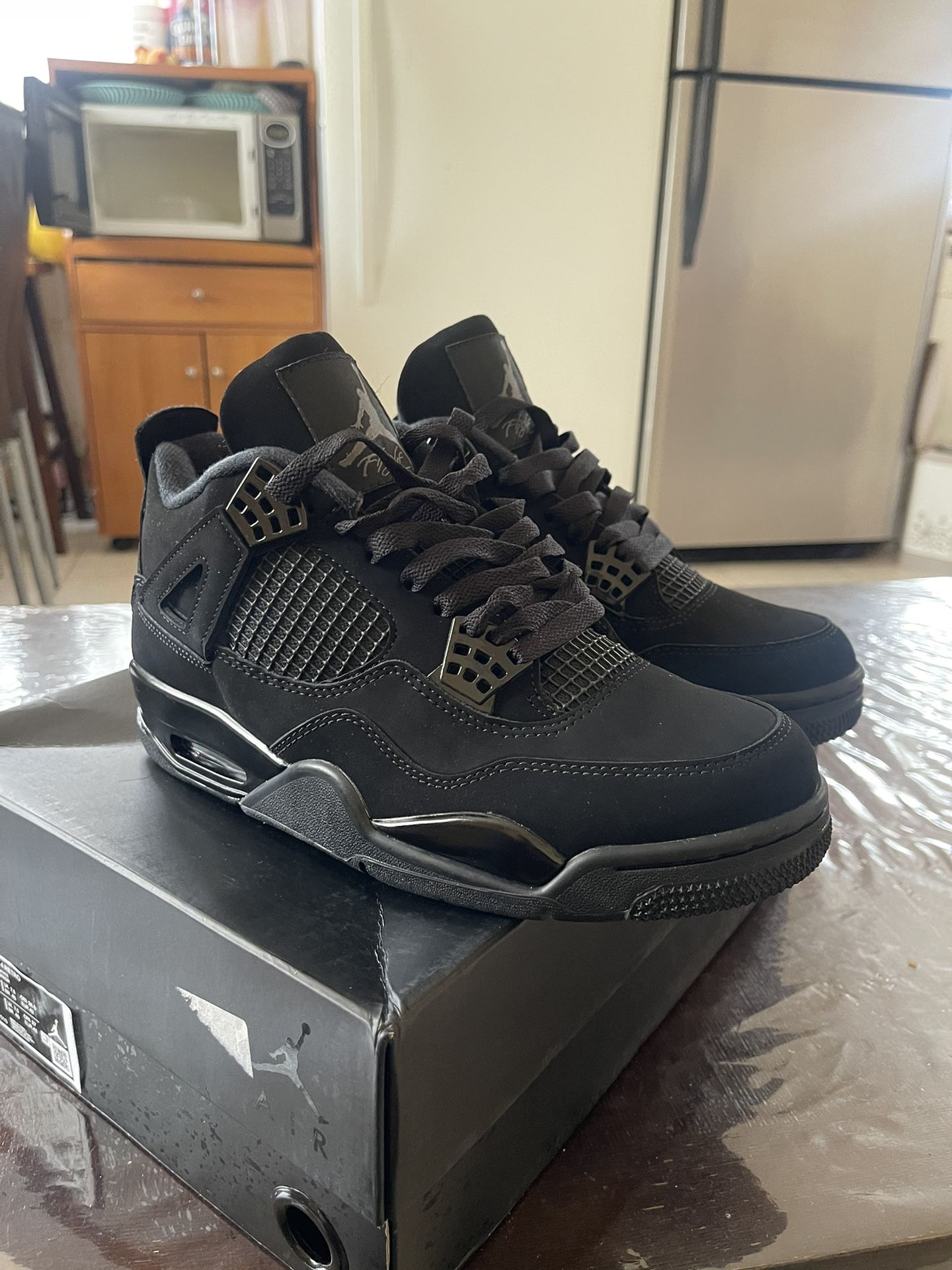 Air Jordan 4 Black Cat size 8.5 men