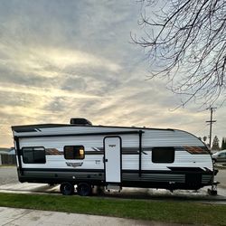 2021 Forest River Wildwood XLite 251ssxl