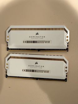 Corsair Dominator Platinum RGB 32GB DDR4 3200MHz RAM Kit