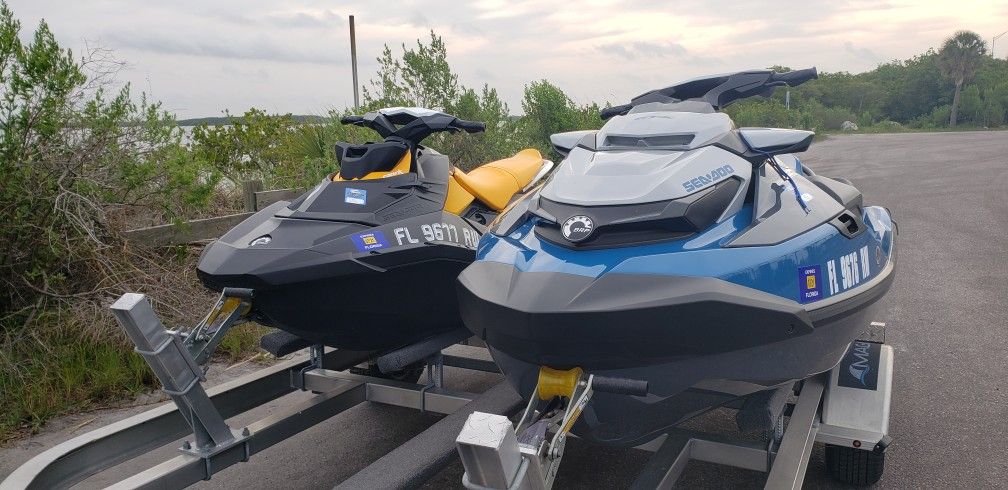 2019 Sea-Doo GTX 230 & 2019 Sea-Doo Spark HO 3UP