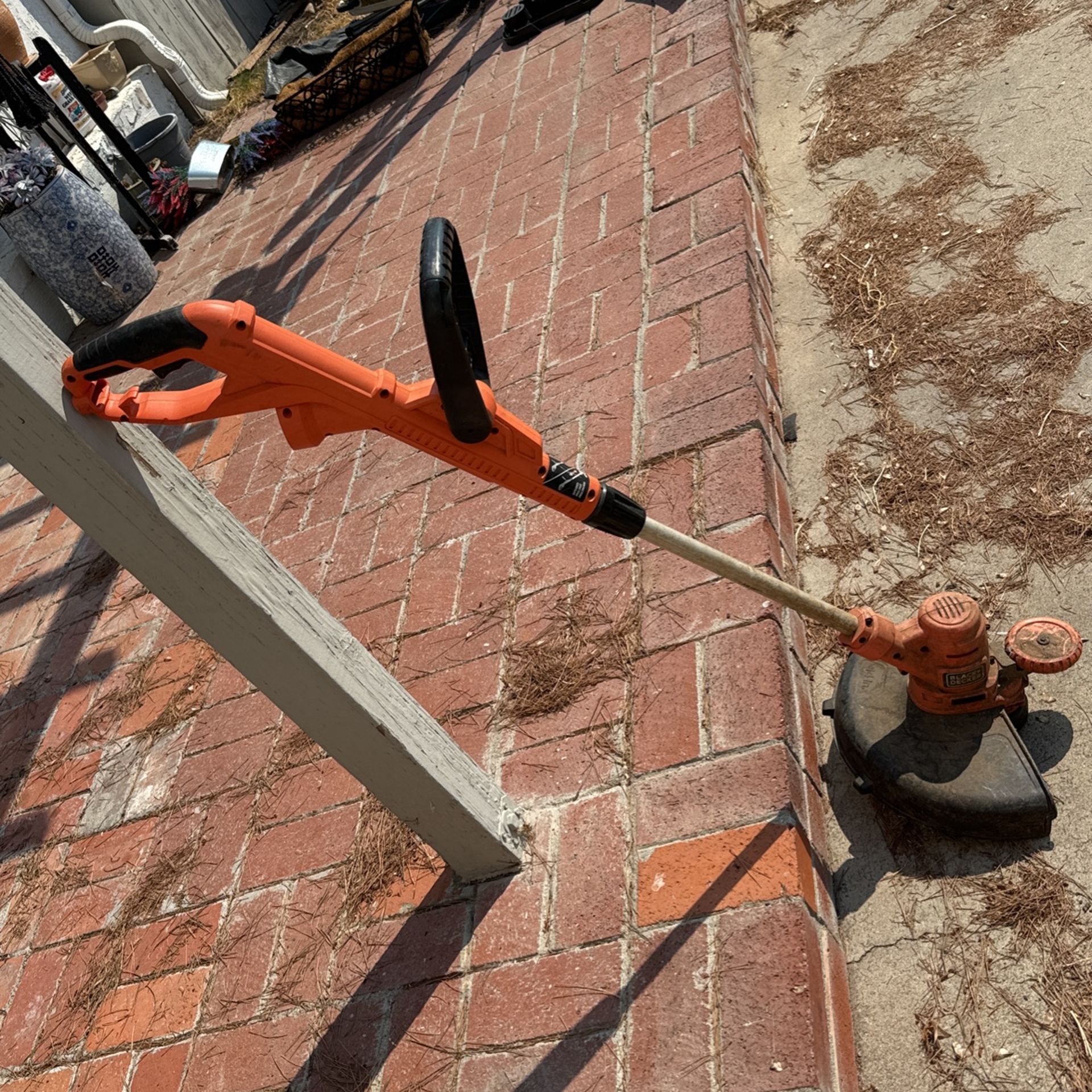 Black N Decker Weed Wacker