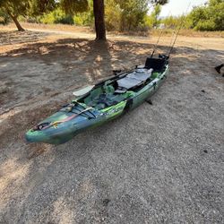 Fishing Kayak 