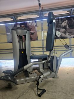 Hoist bicep machine