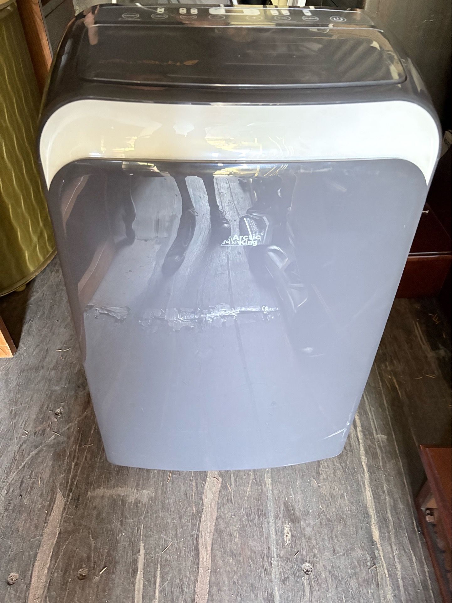 Artic King portable air conditioner