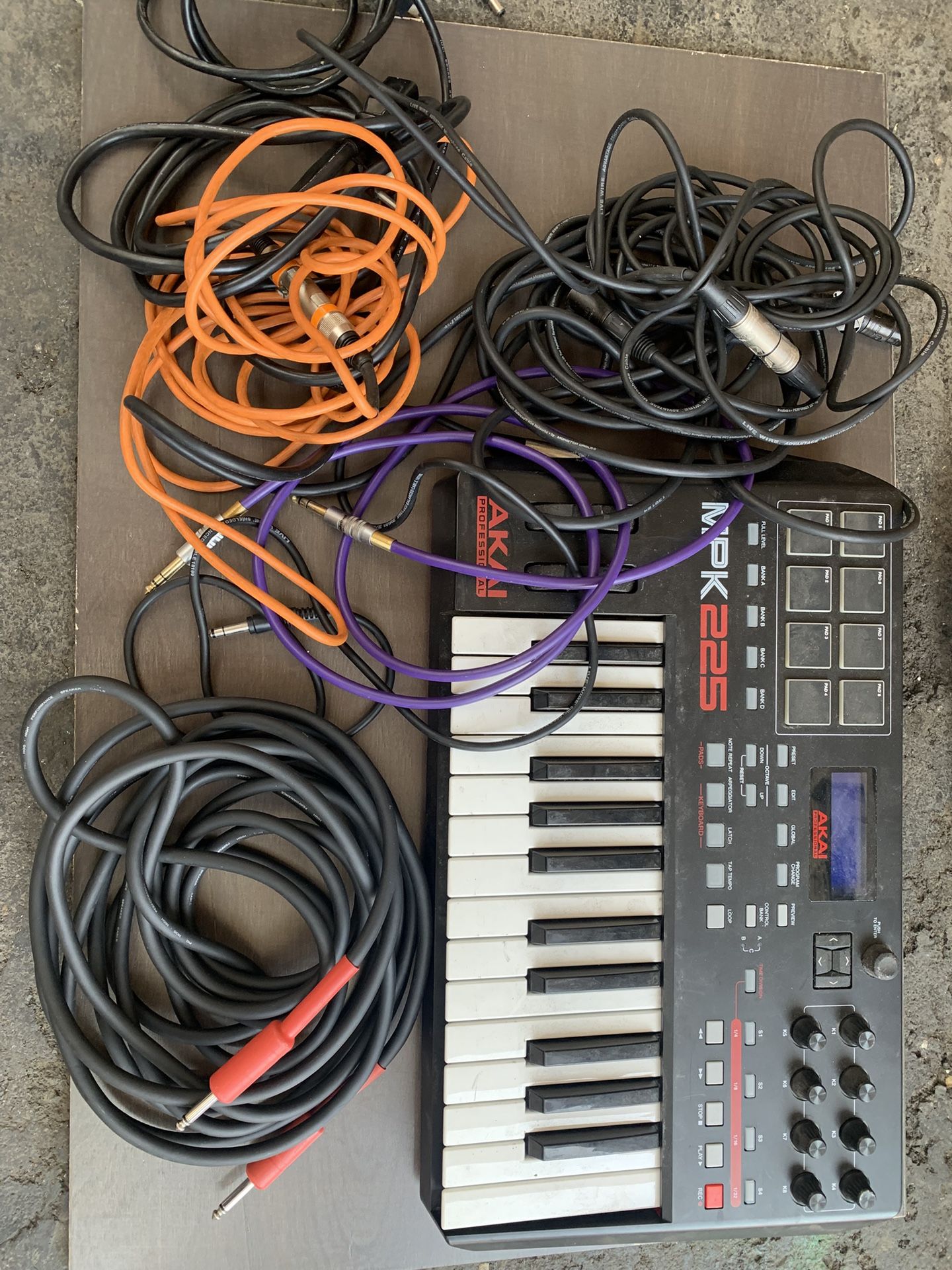 Keyboard With Cables