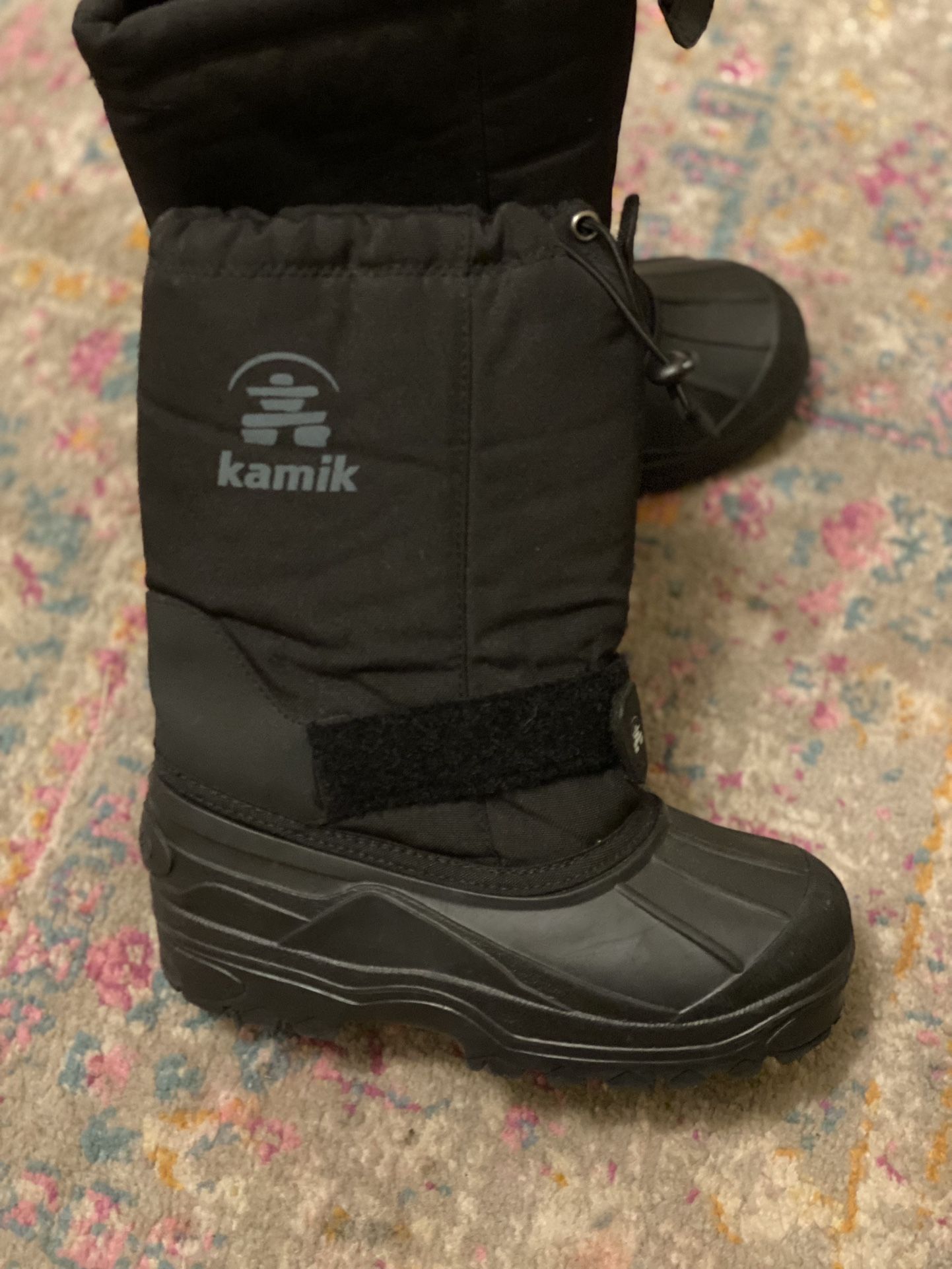 Kamik Kids Snow Boots Sz 2 - Black - Good Quality