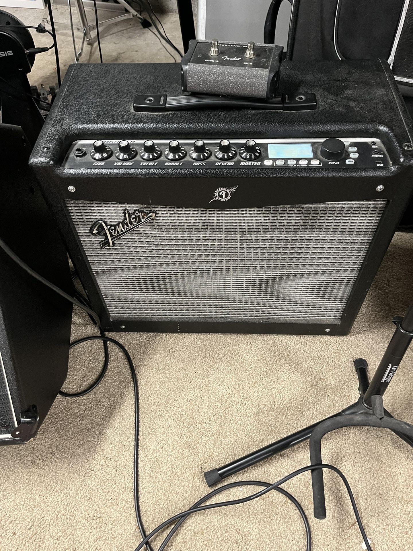 Fender Mustang 3 1x12 With Foot Switch Guitar Amp
