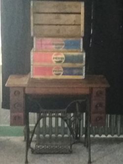 PEPSI COLA CRATES