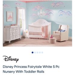 Bedroom Furniture Set / Juego de Muebles