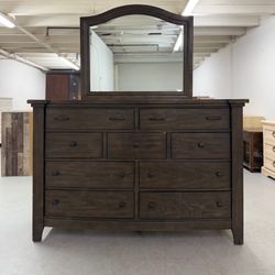 Broyhill 9 Drawer Dresser with Mirror